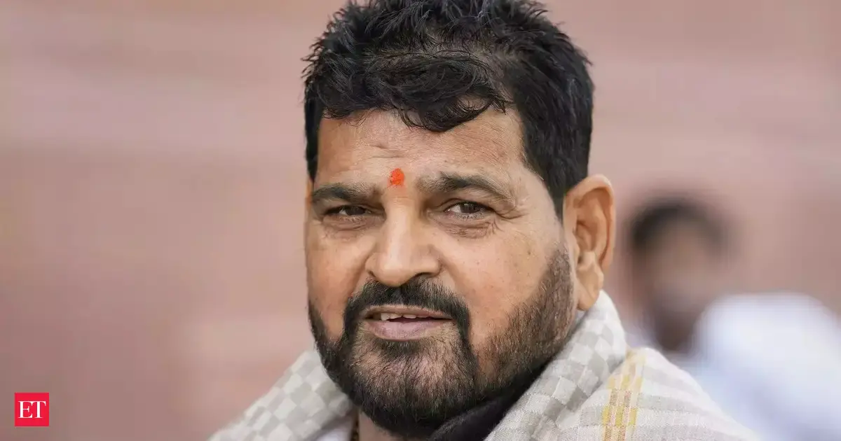 https://img.etimg.com/thumb/msid-132820221,width-1200,height-630,imgsize-122194,overlay-economictimes/articleshow.jpg