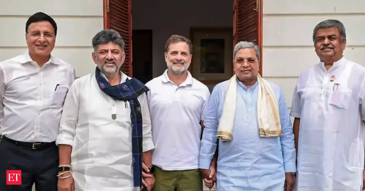 Karnataka: Rahul Gandhi clears list, 20 leaders to take oath as ministers today