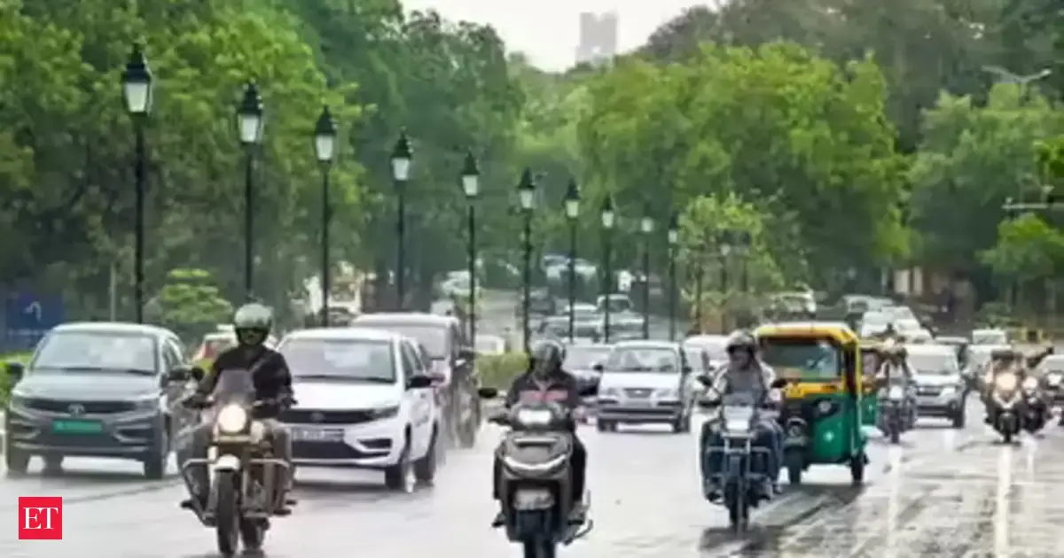 Noida, Gurugram lead capital appreciation and increase in rental yields in residential real estate