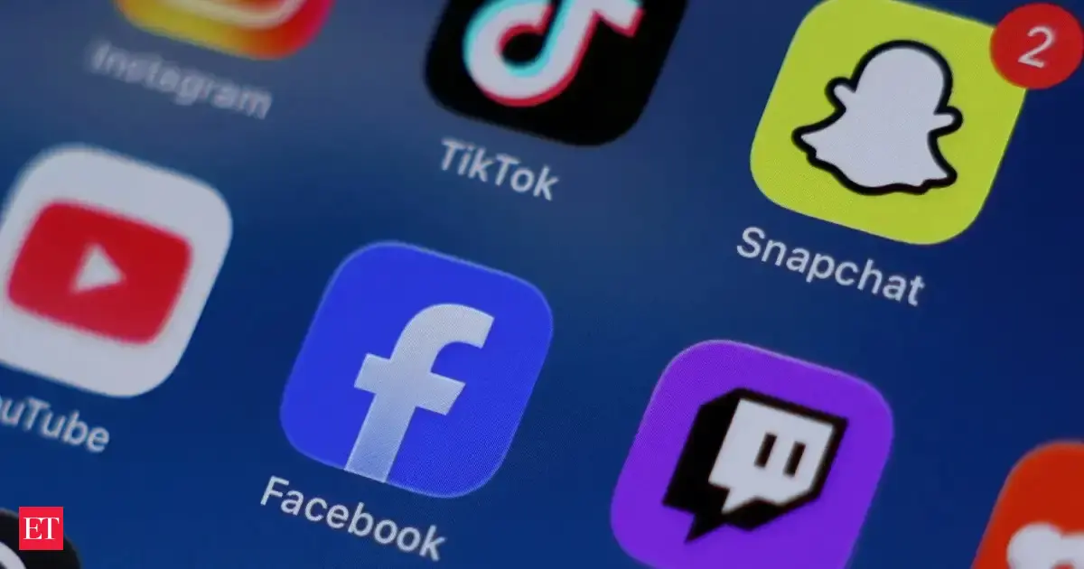 As Canada moves to restrict social media for kids under 16, this 21-year-old built an app that wants users to STOP doomscrolling: Lyvio has no ads, algorithms or likes