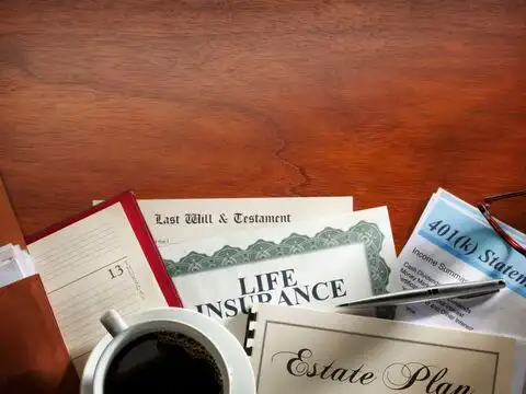 Insurance and wills: Why families should review them after a second child