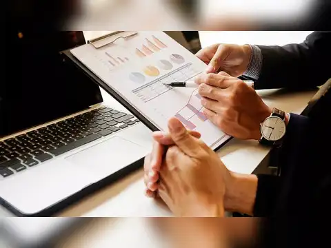 Investment basket: Rs 5,000-Rs 10,000