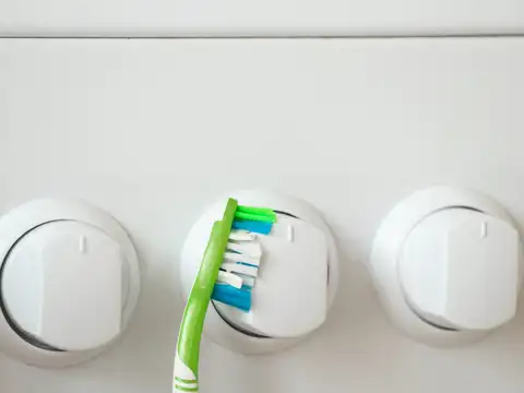 Remove marks with white toothpaste