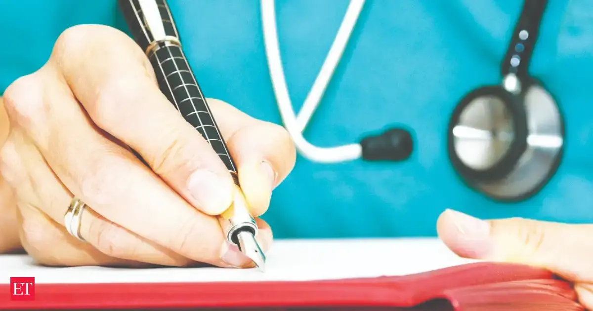 Registration of homoeopaths: HC orders Maharashtra resident doctors to call off stir immediately