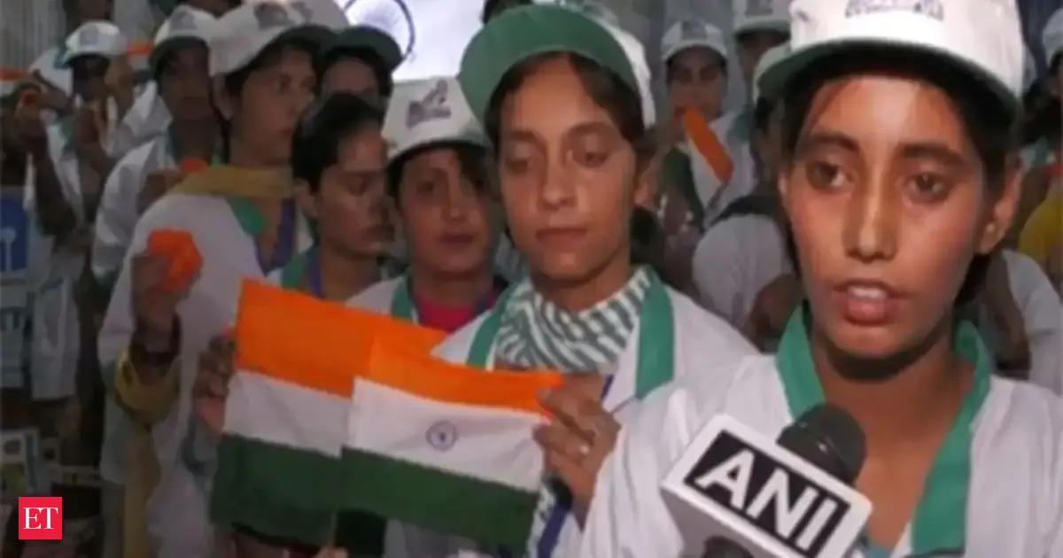 West Bengal to distribute 70 lakh flags for Har Ghar Tiranga, plans tricolor rally
