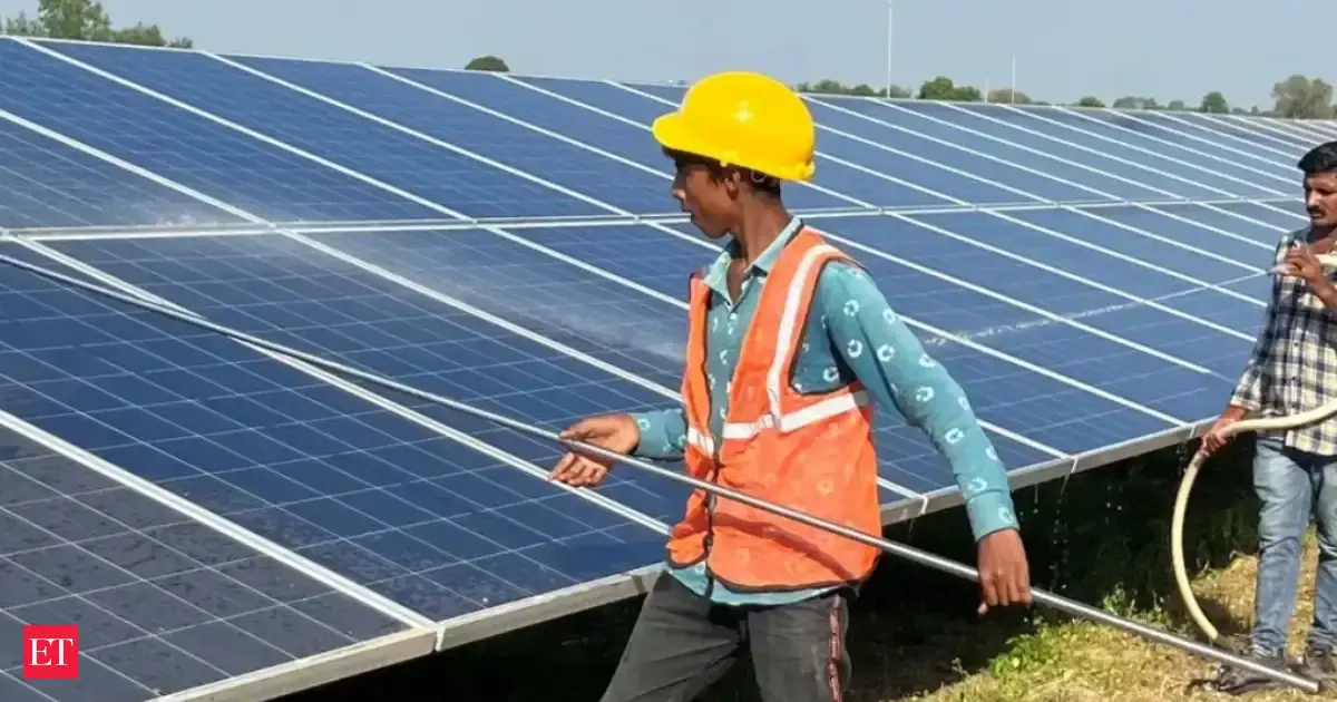 Image for Government explores incentives for polysilicon manufacturing to boost solar energy production