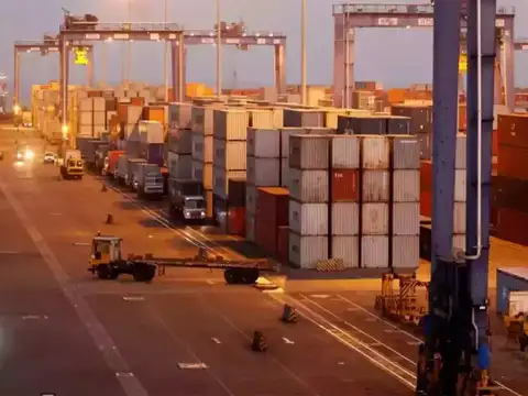 Gujarat Pipavav Port 