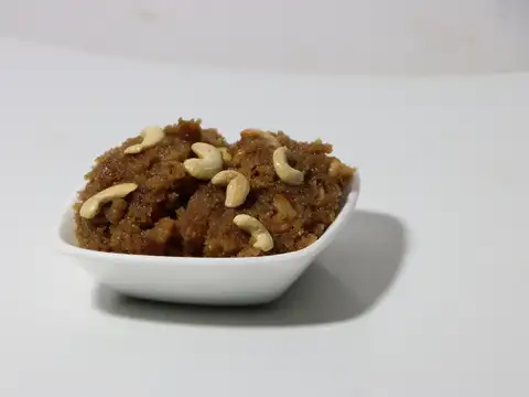 Singhare Ka Halwa 