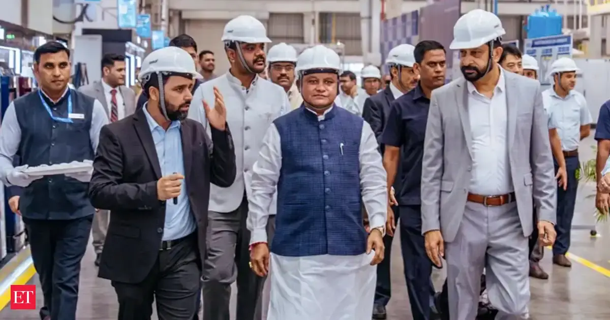 Odisha floods: Opposition questions CM's Delhi trips