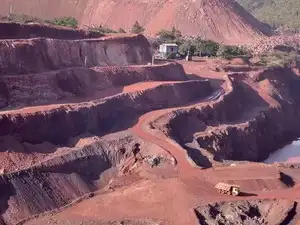 The central government plans to limit state powers over mining taxes