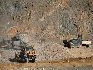 2026-07-27T100027Z_1453582284_RC2AMMAHEHEN_RTRMADP_3_USA-MINING-TRUMP-MINERALS.JPG