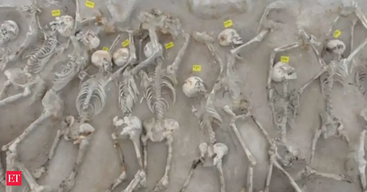 Archaeologists Reexamined An Ancient Greek Mass Grave Where Nearly 80 Men Were Buried Together Many Still Shackled At Th