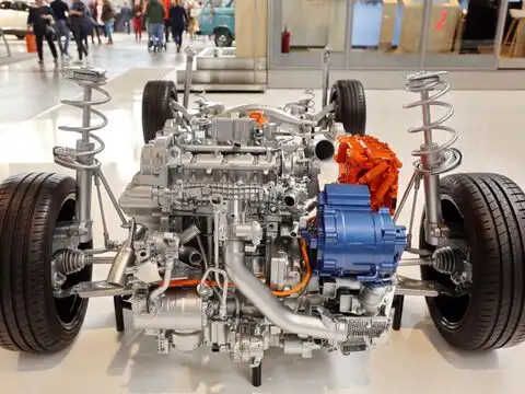 What is a hybrid car?