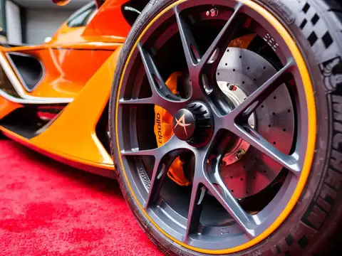 Apollo Tyres holds its ground against rising costs