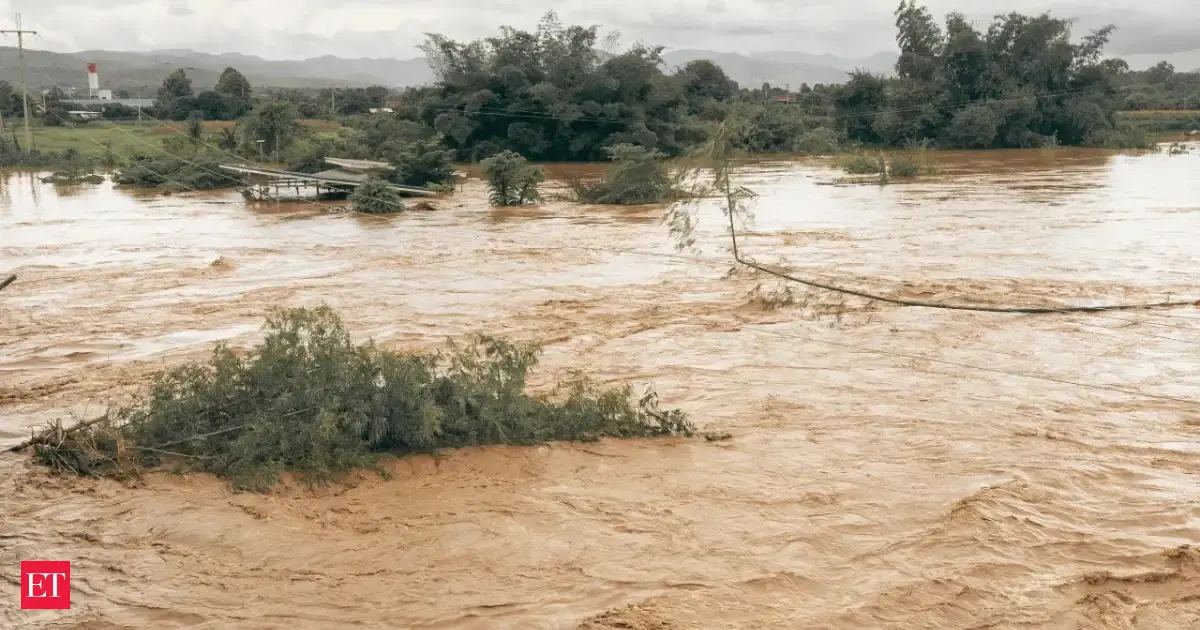 Heavy Rain Soaks Eastern Japan Prompting Highest Level Warning