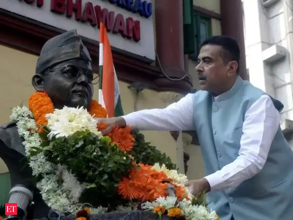 Netaji statue 'vandalised' in Kolkata day after Bengal CM's warning over derogatory remarks