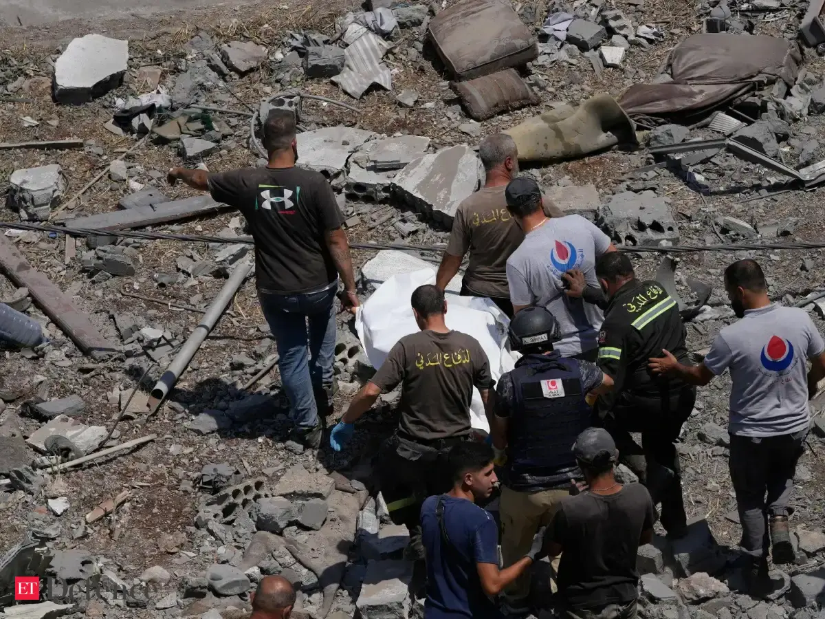 Iran appeals to ICRC over pilots it says Qatar is holding