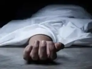 5 killed as container truck hits auto-rickshaw, motorcycle in Jharkhand's Latehar