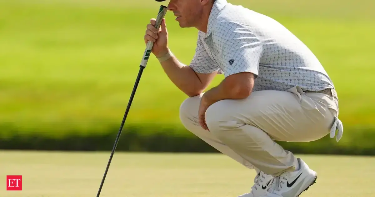 Golf’s Great Divide: Brilliant on course, bungling off it