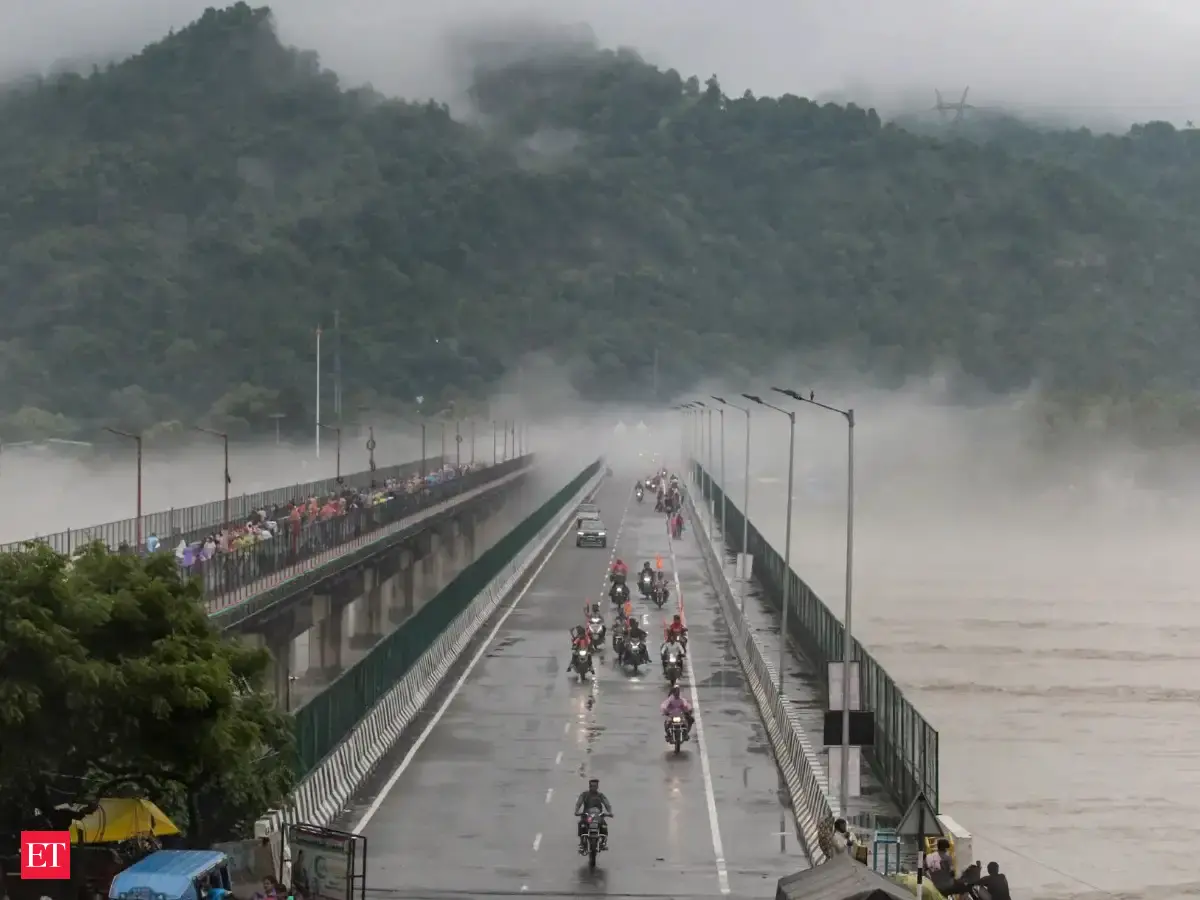 Uttarakhand weather: IMD issues orange alert for 5 districts, warns of heavy rain and flash floods
