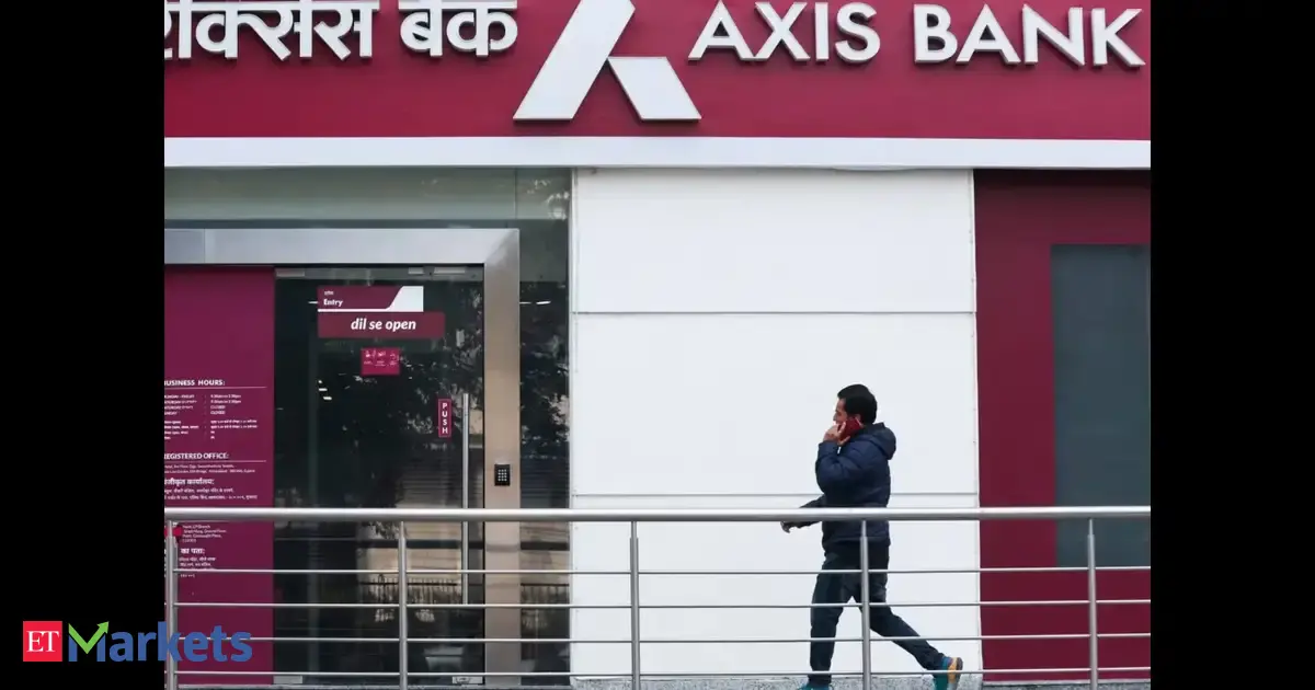 Axis Bank expands corporate play beyond loans, shuns price war