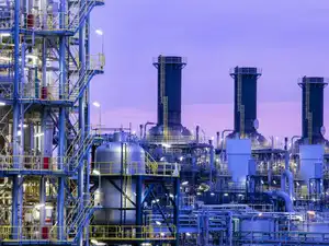 Himadri Speciality Chemicals plans to scale up its wholly owned arm Birla Tyres, targeting revenue of around Rs 3,000 crore over the next few years.<br>