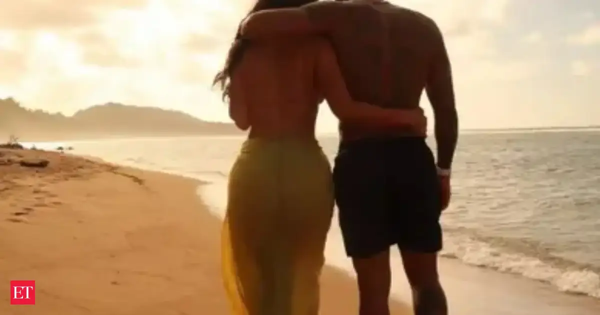 Kim Kardashian, Lewis Hamilton share loved-up holiday photos amid dating buzz