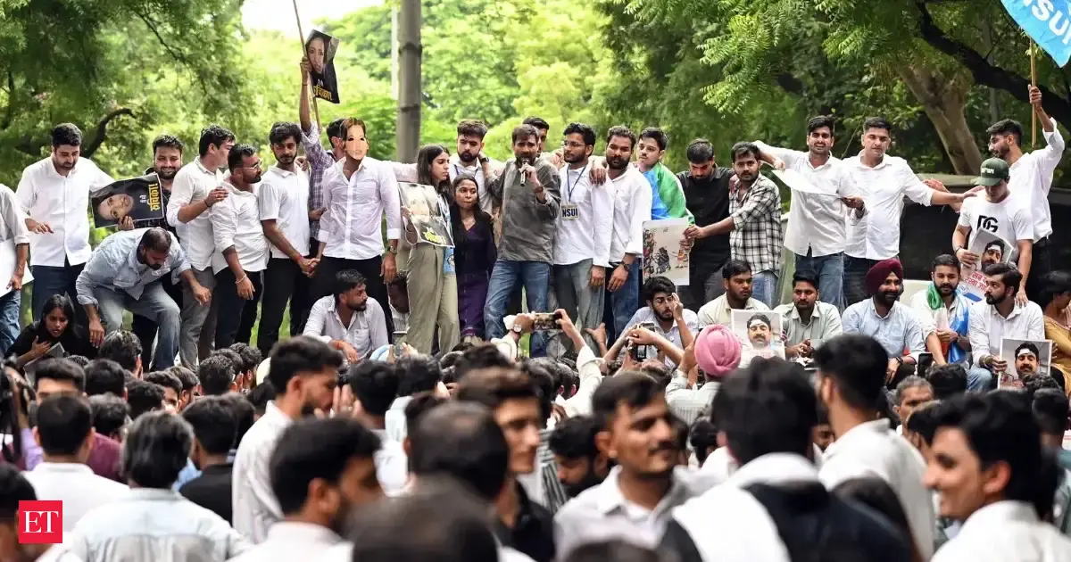 History Sheeters Infiltrated July 20 Protest 240 Cops Injured Delhi Police Tells Supreme Court