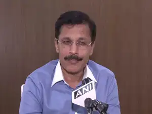 "Major impact in 8-10 days": Maharashtra FDA chief warns of strict action over rules violations by eateries near educational institutions