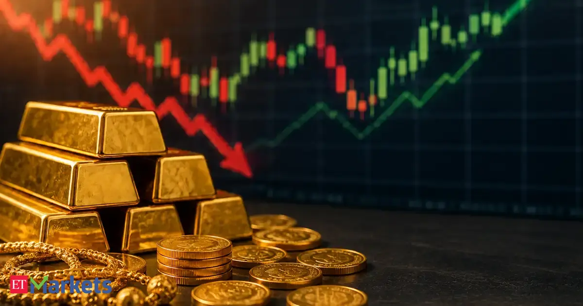 Gold extends losses, falls to nearly Rs 1.54 lakh/10 gm. Time to buy?