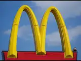 McDonald&rsquo;s nears elite dividend king status as next hike looms