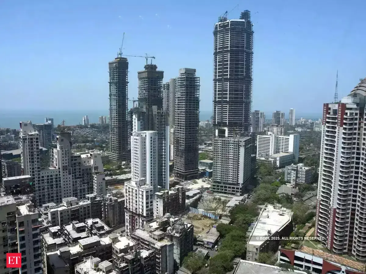Mumbai records 16 luxury property deals per day in Q1, transactions cross Rs 14,900 crore