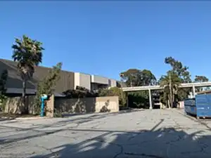 Hawthorne Plaza
