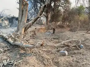 Myanmar military strike kills 14 people at a Buddhist monastery, opposition group says<br>