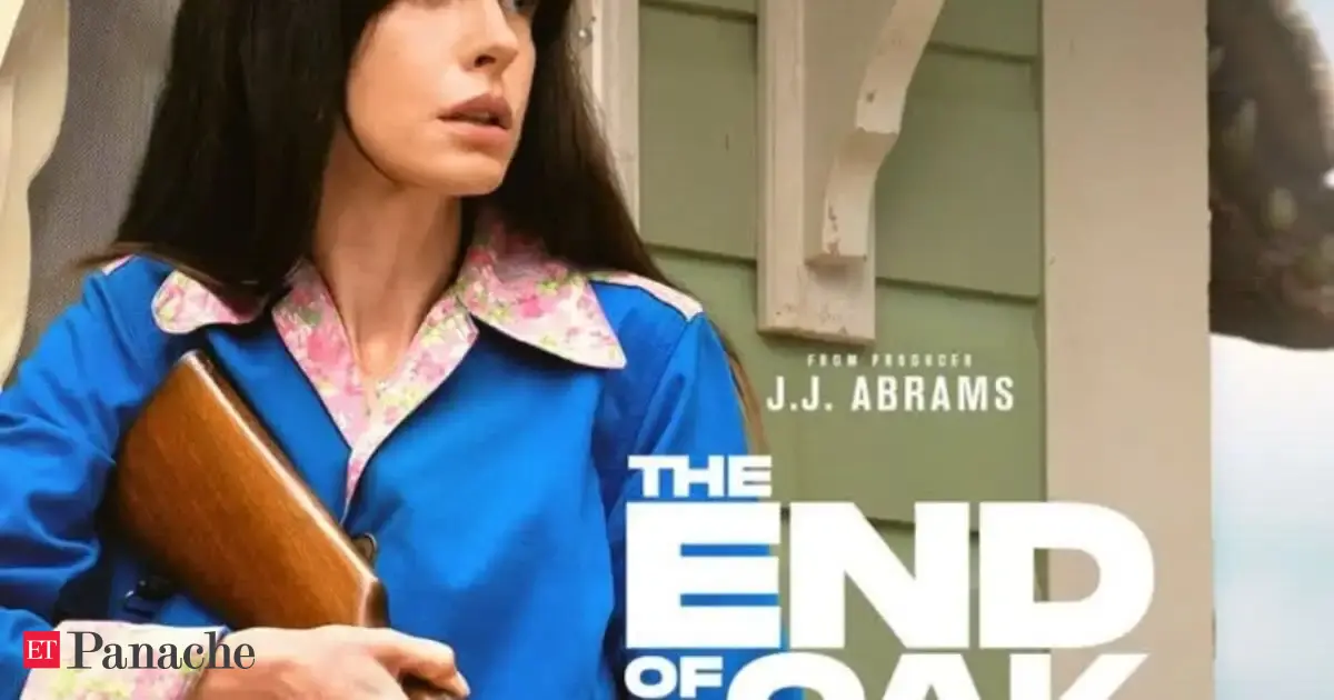 The End Of Oak Street When And Where To Watch The Sci Fi Adventure Starring Anne Hathaway And Ewan Mcgregor After Theatr