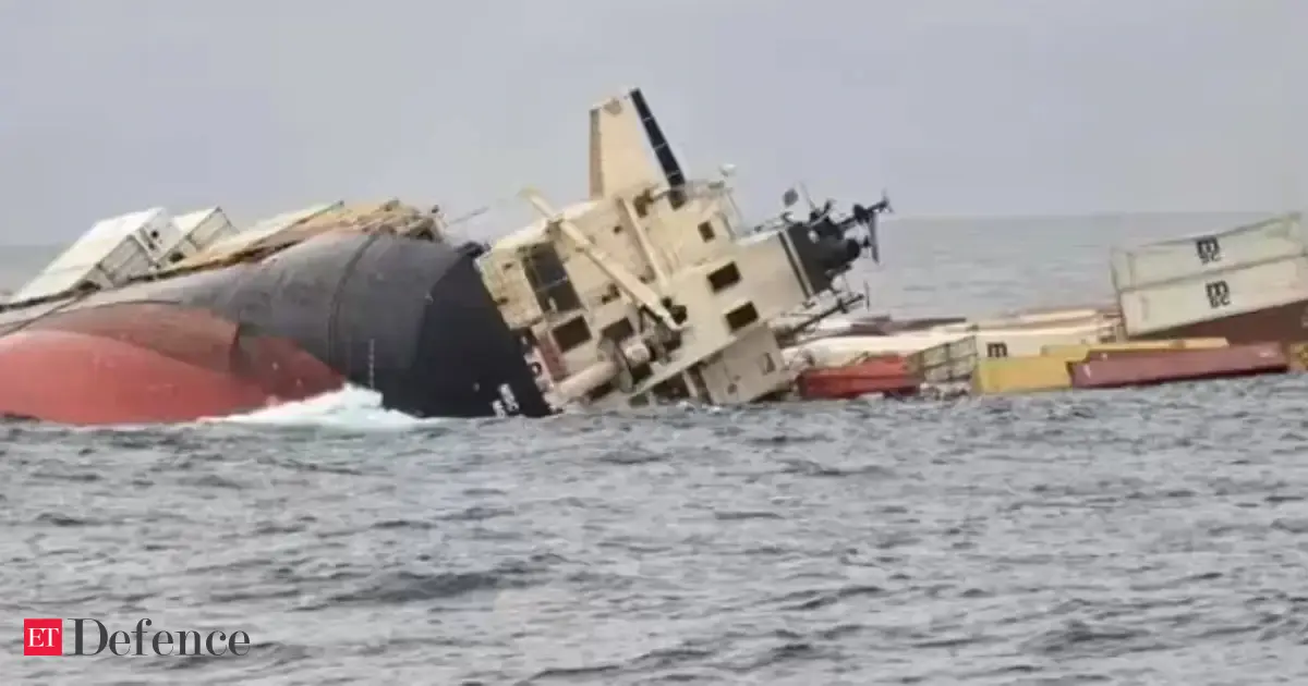 India deploys 3 ships to rescue crew off Paradip