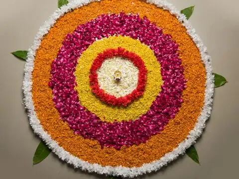 Classic circular Pookalam 