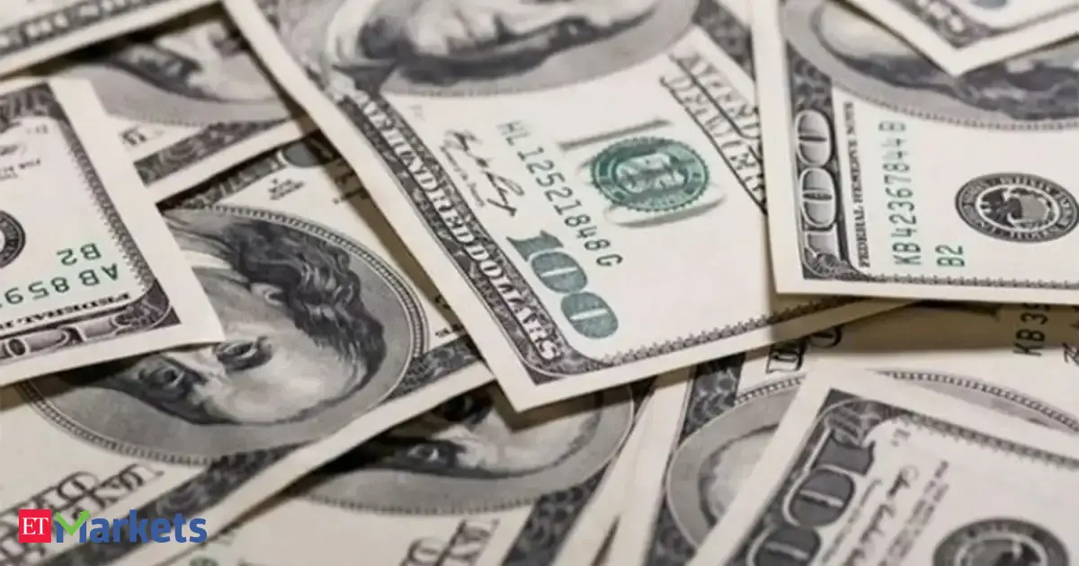 Dollar struggles for traction as markets weigh Iran sanctions, Treasury buybacks