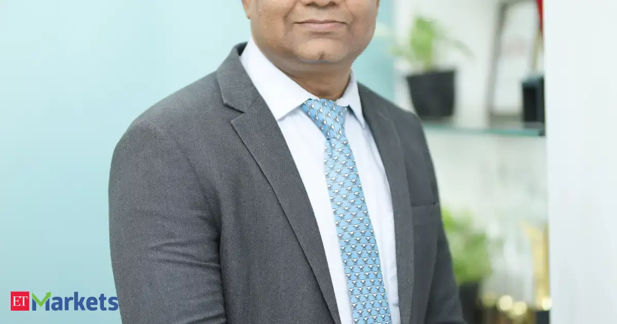 Why investors should not ignore largecaps despite the smallcap rush: Canara Robeco CIO Shridatta Bhandwaldar