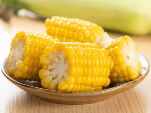 Boiled corn