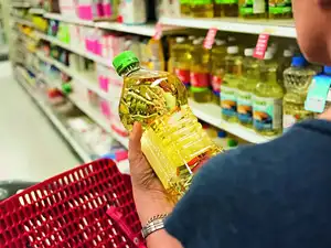 Ukraine War likely to Raise Import Price of Sunflower Oil, Yellow Peas