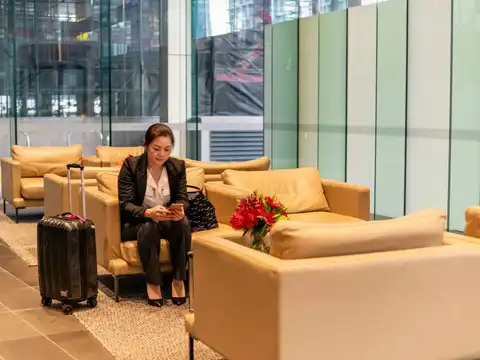 SBI Platinum International Debit Card: Complimentary lounge access