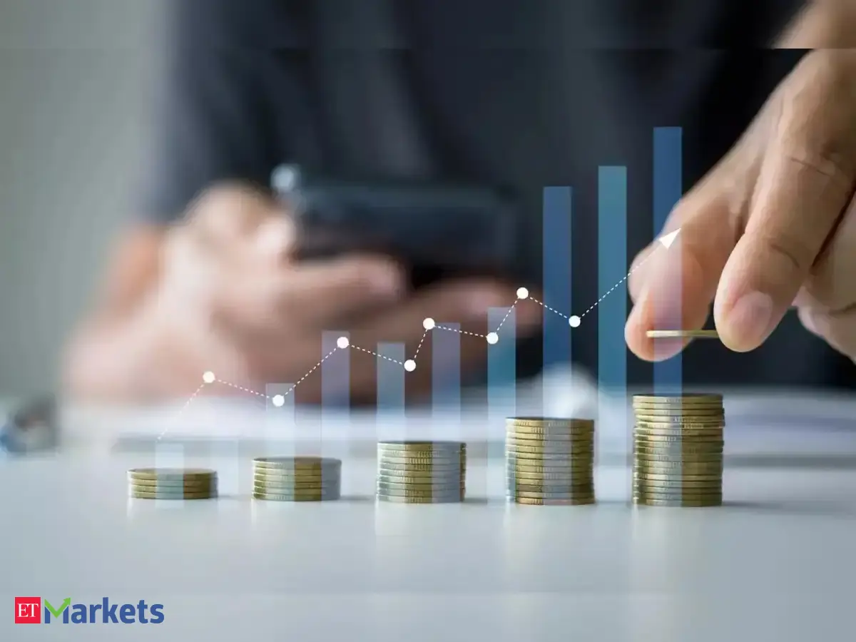 13 midcap firms deliver over 25% profit growth for two straight quarters; shares surge up to 118%