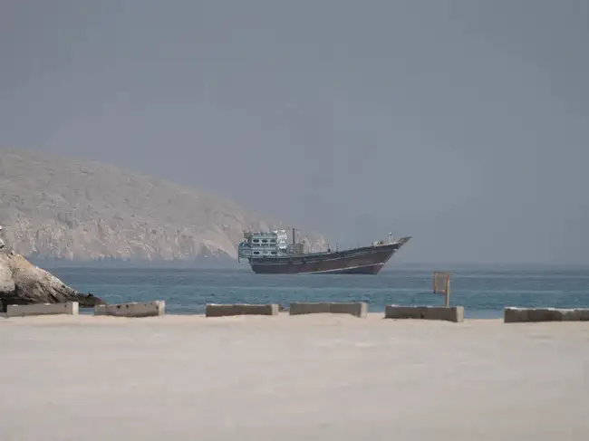 Seven commodity vessels transited the Strait of Hormuz on Thursday, a decrease from the previous day