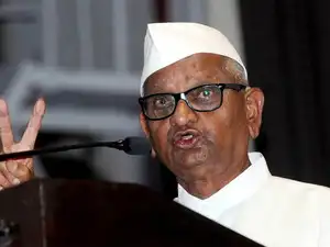 Social activist Anna Hazare hospitalised in Mumbai after his health deteriorates