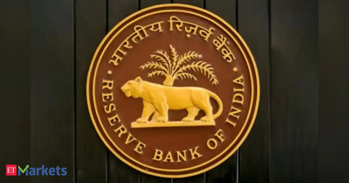 Fresh rupee deposit rates experience a notable drop this July