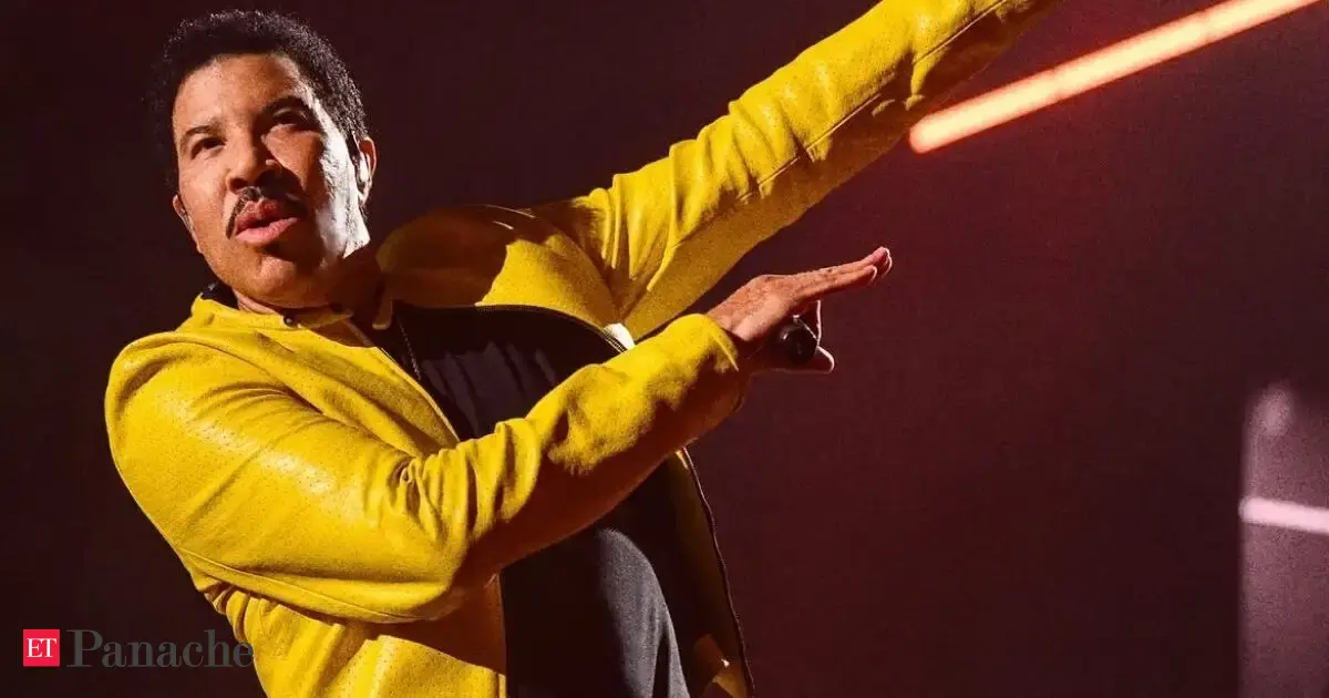 What Happened To Lionel Richie 77 Year Old Singing Icon Hospitalised After St Louis Concert