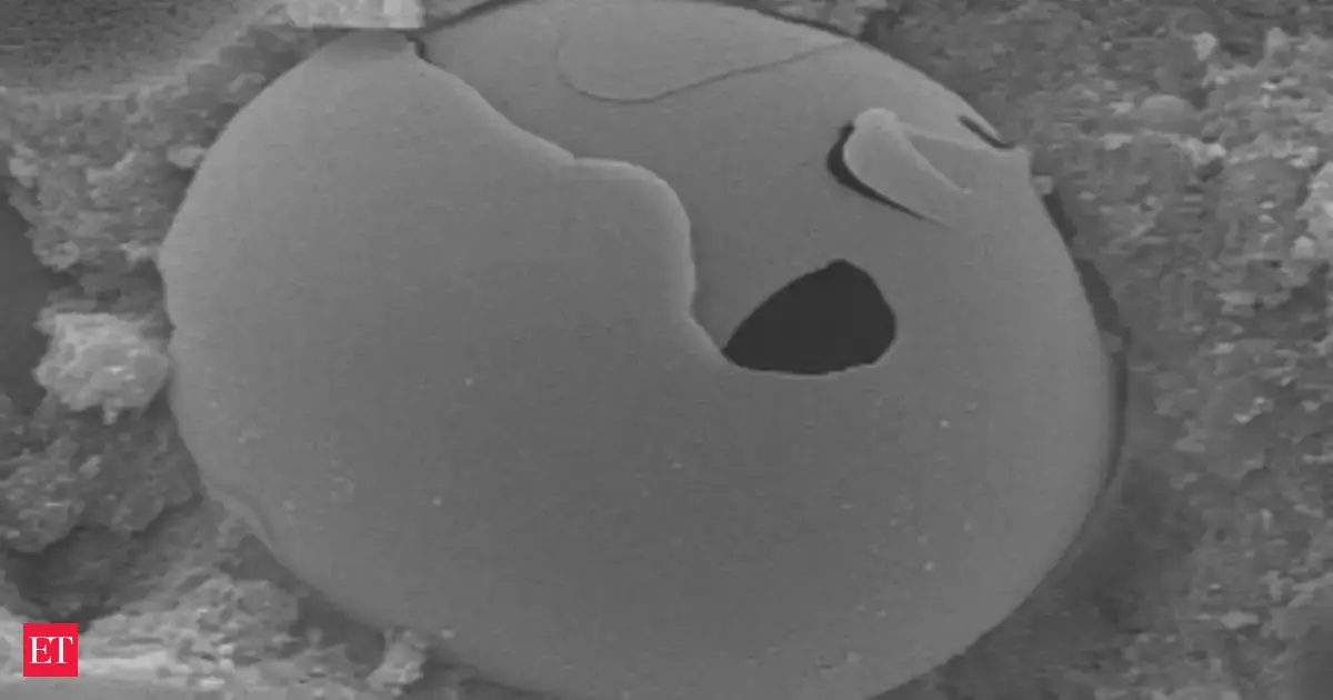 In 2023 Cuhk Researchers Milled Glass Bubbles For 5 Minutes Before Mixing Cooling Paint Solar Reflectivity Rose From 75 