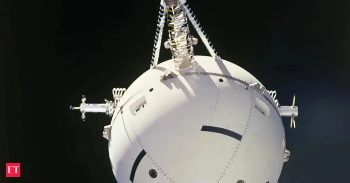 Photo: economictimes.indiatimes.com NASA's 1996 Space Tether Experiment: High Voltage and a Costly Snap