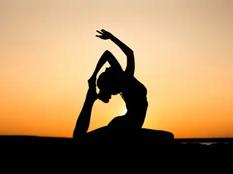 How to practise yoga safely with migraine